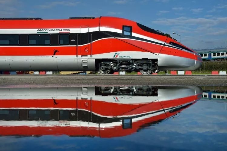 日立与庞巴迪联合从意大利国有铁路运营公司trenitalia获得高速铁路
