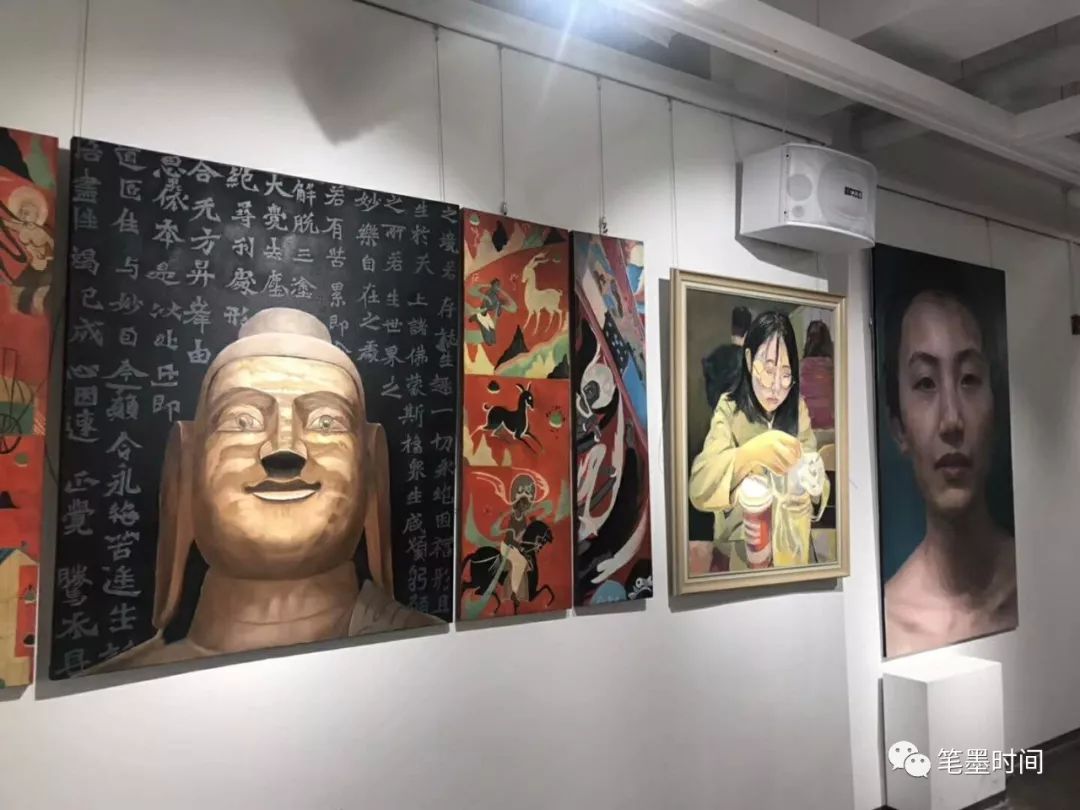 今天上午/ "哈师大五系毕业作品联展"开幕式;下午/ 参观"第二届青绿