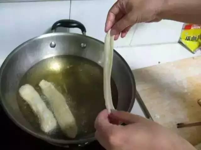                     3种被医生拉黑名单的早餐，伤胃没营养，超过一半家长还给孩子吃