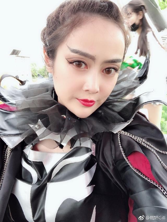 11年过去了,长成网红脸还撞脸张檬,被质疑整容_周娇
