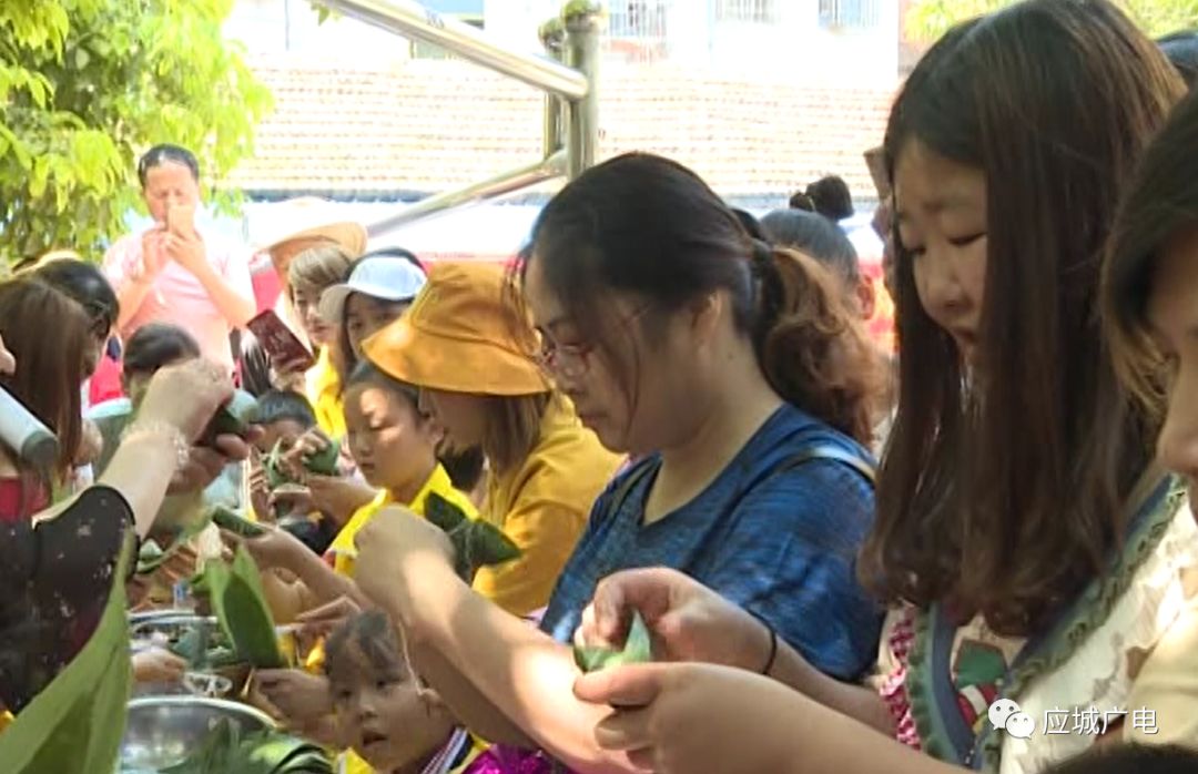 福利院孩子的生活 a58a7a803bea4efe956b99162fead67e.jpeg