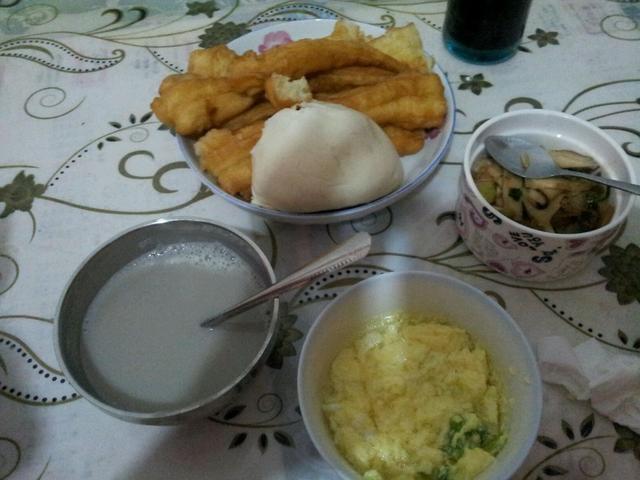                     3种被医生拉黑名单的早餐，伤胃没营养，超过一半家长还给孩子吃