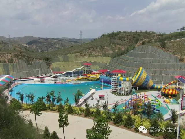 占地面积90多亩,是陕北地区最大的综合性水上乐园