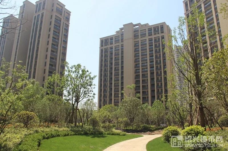 绍兴人买房置业中的"宠儿",坐落于柯西核心区的恒宇锦园采用经典的