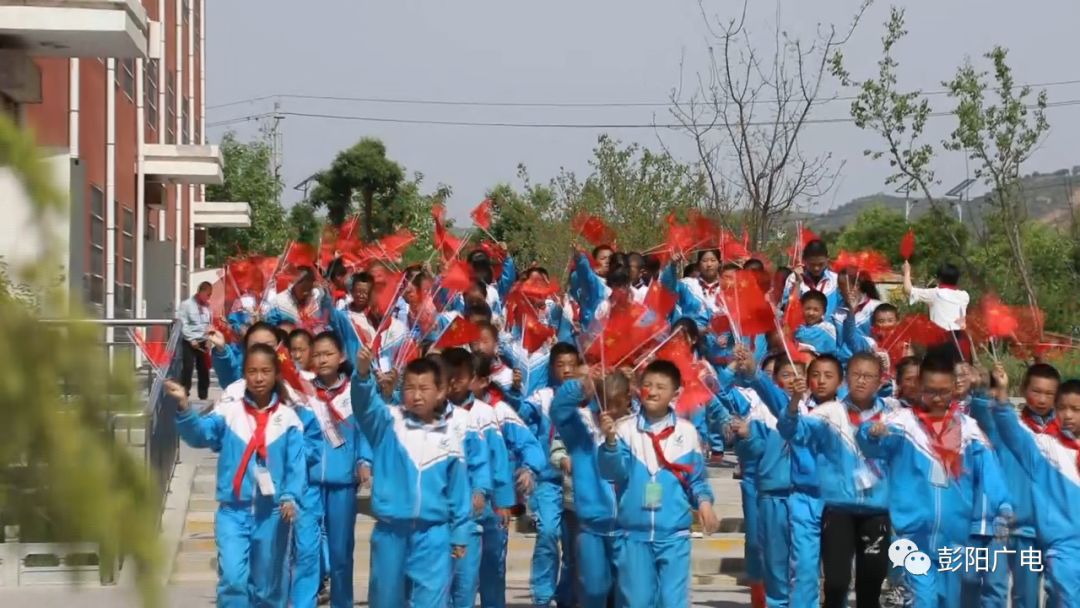 彭阳人口数_彭阳梯田图片