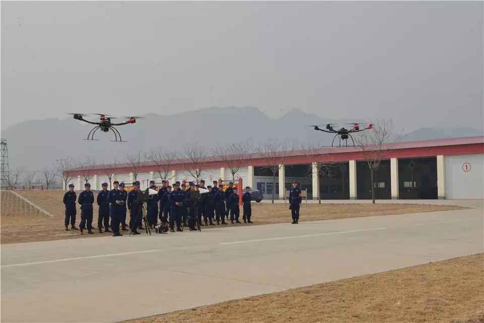 中国消防救援学院招生拉!欢迎加入"火焰蓝"