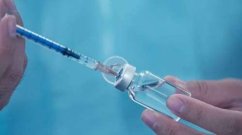                     新妈课堂：满月后宝宝发育大不同，这些护理技巧轻松养娃