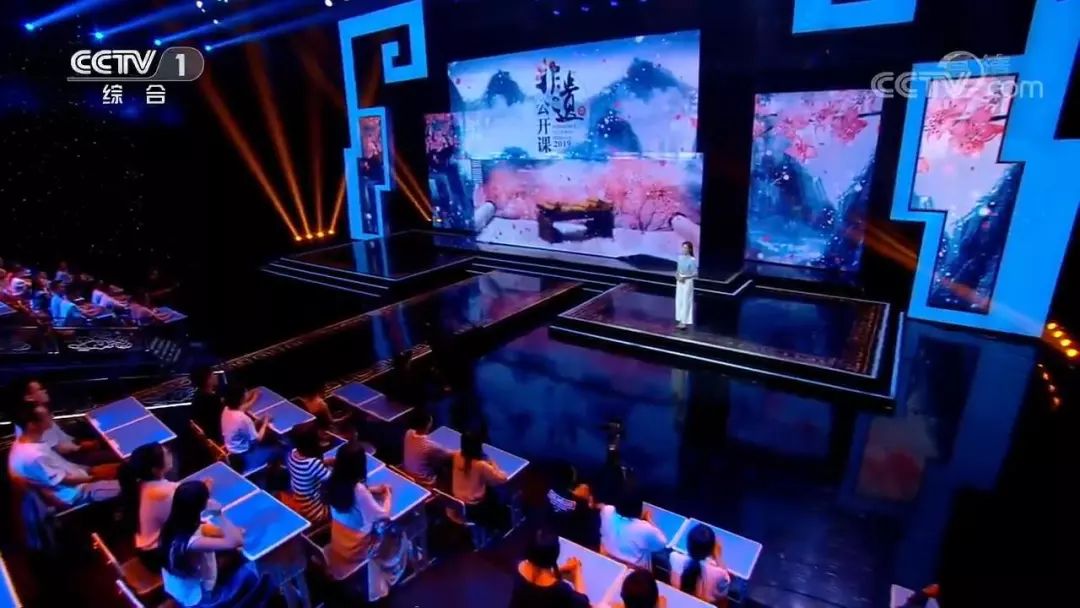 龙泉青瓷大师徐朝兴亮相央视综合频道《非遗公