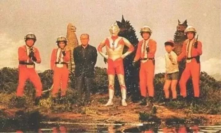 奥特曼动作设计过程！斯派修姆为例，皮套演员每天练习100多遍