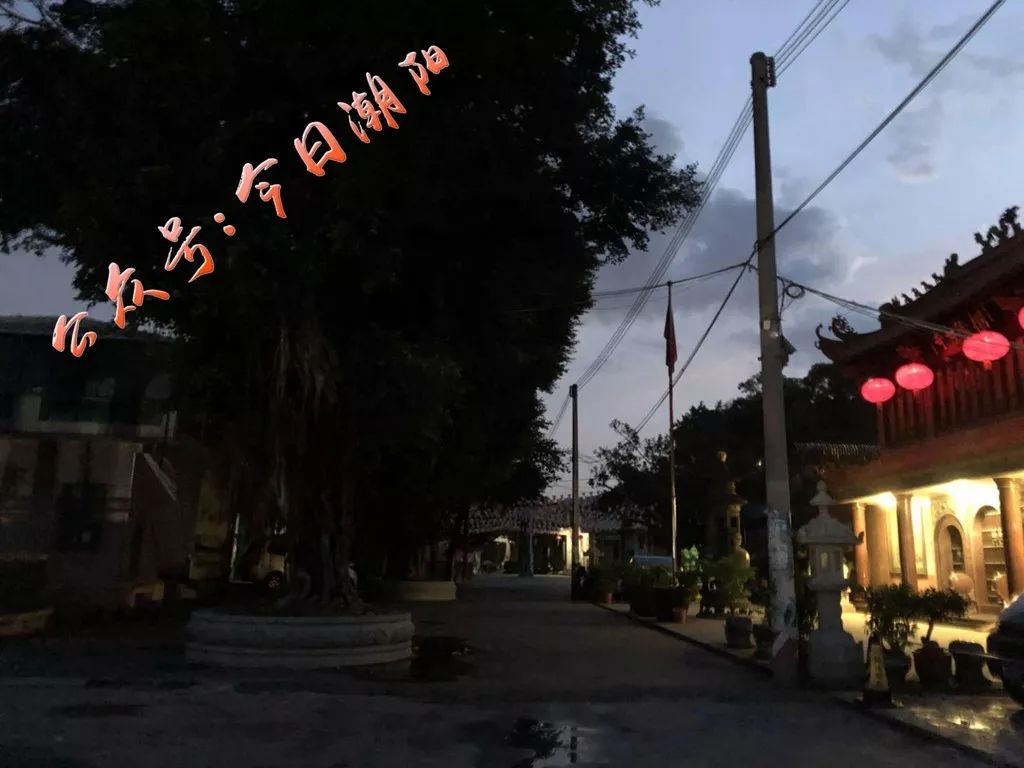东山镇多少人口_曲靖市东山镇露天煤矿(2)