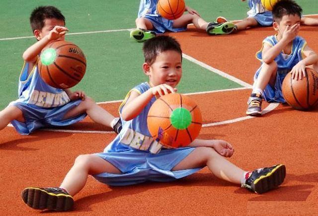                     中医：夏天别让孩子吃冰淇淋！真是这样吗？家长该看看
