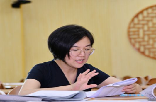 1聚焦名师语文组结合郑伟伟老师"基于审美鉴赏与创造的小说问题情境