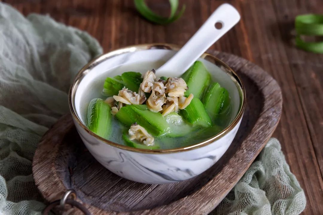 丝瓜煮水的功效与作用是什么 c51ba4cafd264c4e8b21841eec5208e5.jpeg