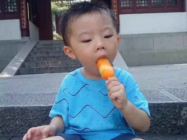                     6岁之前，4类食物“打死不能给孩子吃”，家长别不当回事儿