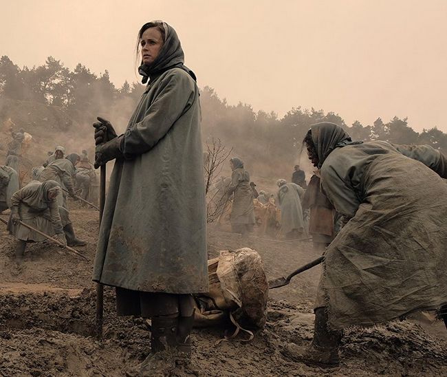 豆瓣9.4,明明在糟蹋女人,却被封为最佳美剧丨毒