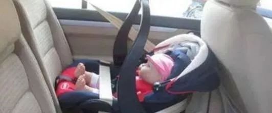                     才7个月大，女婴面临高位截瘫！家长这种“爱”，无异于谋杀