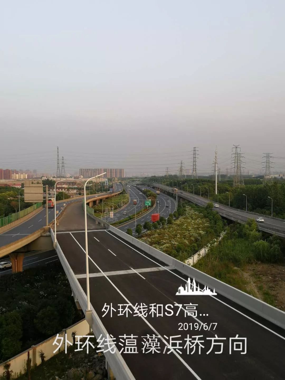 s7沪崇高速(外环线-月罗公路)高架上实拍!