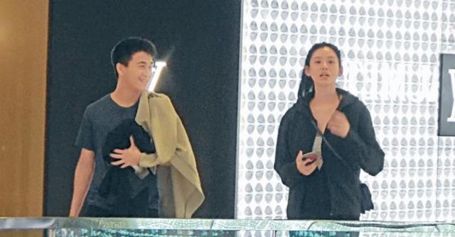 原创何猷君独自赴美看球偶遇周杰伦，不见未婚妻奚梦瑶，再起怀孕传闻