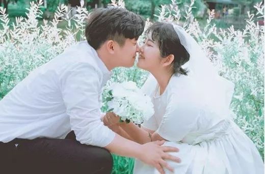 韓劇女王遭家暴離婚自殺，現在17歲女兒曬婚紗照宣布成婚！ 娛樂 第4張