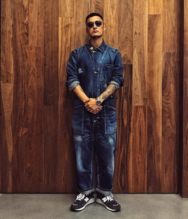 丹宁牛仔