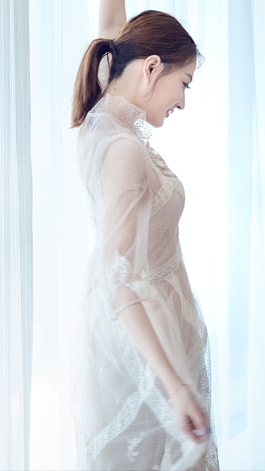 徐璐精美壁纸:有一种心动叫徐璐,大气且不失高