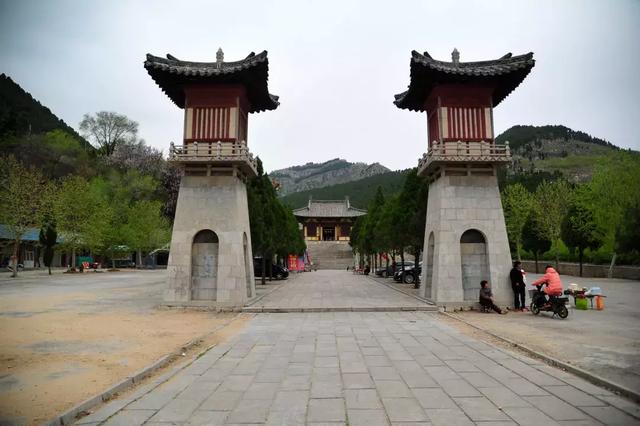 在济南四门塔遥想那个叫朗公的和尚