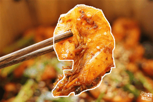 肉菜搭配更完美 不需要换锅 想涮什么就涮什么 美食密码的小龙虾系列