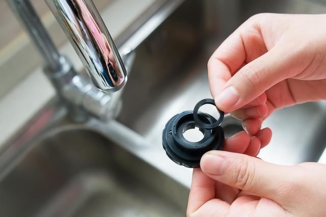 净水器连接水龙头的接口怎么拆 f71942c534464842a041f9dcbcc6469f.jpeg