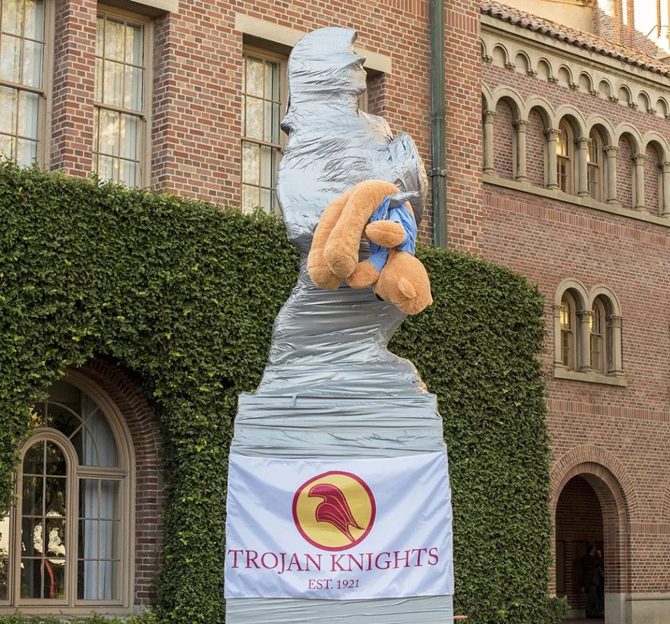 ucla是什么意思 f8fe2e005c5e4758b2098712d5de4d06.jpeg