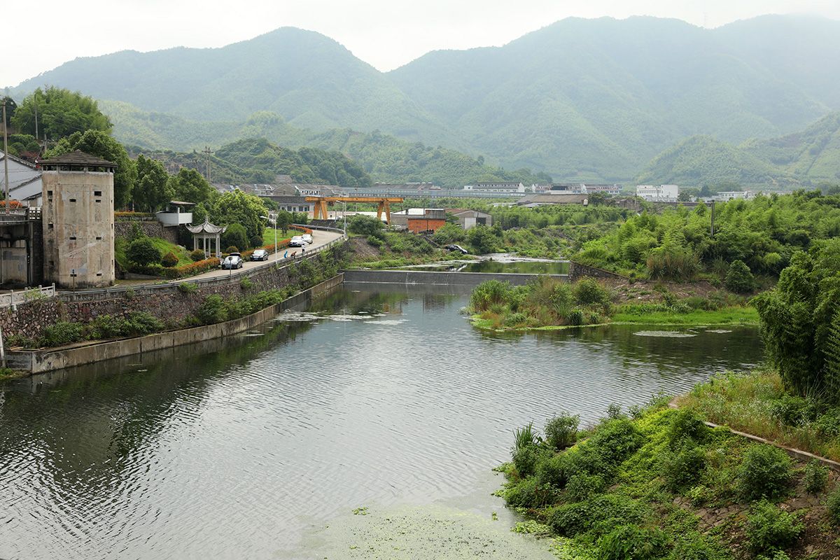 康岭桥头,碉堡风云_溪口