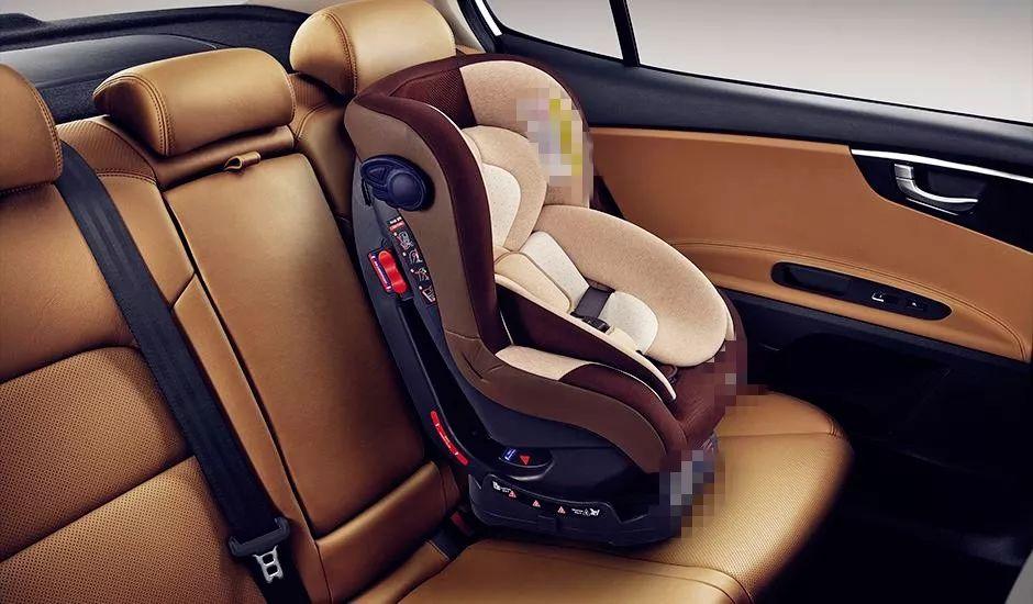 婴儿几个月开始可以坐安全座椅 10efbf8fe6714b818dfd4536d598120b.jpeg