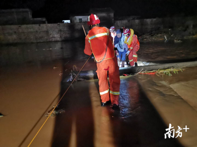 连平县人口_暴雨洪涝致广东河源受灾严重 千余名武警赴一线救灾(2)