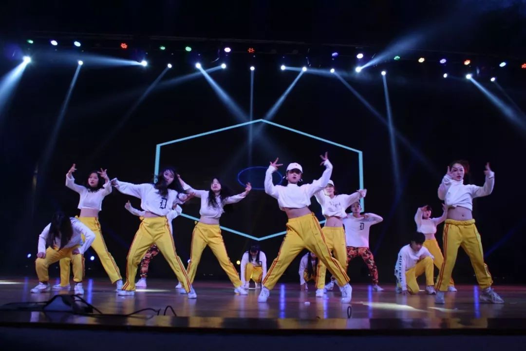 【毕业季】毕业晚会|一起共度佳时否?