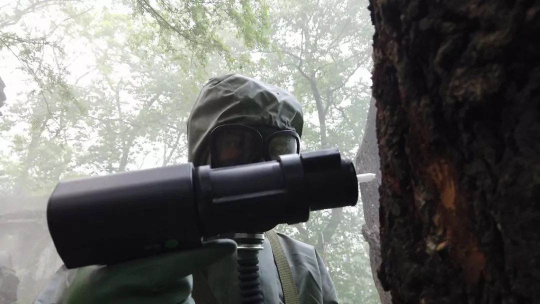 直击防化兵识毒排毒全过程
