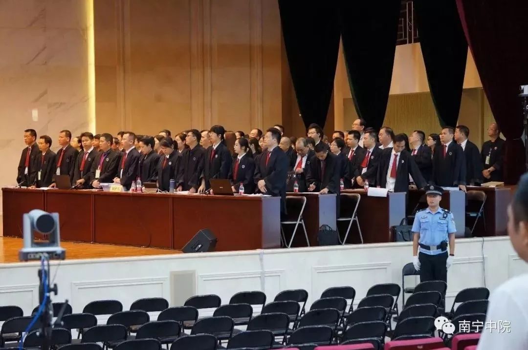敛财800余万元,被控13罪!广西一城中村特大涉黑涉恶犯罪团伙受审!