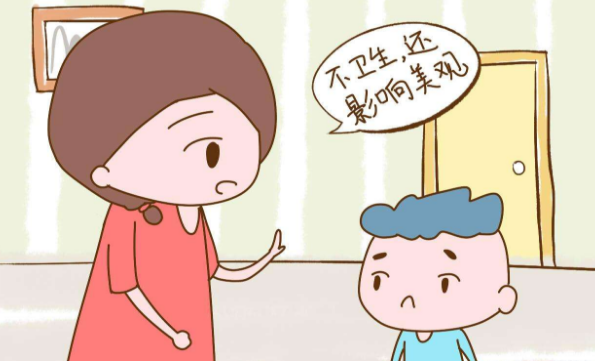                     宝宝为何爱咬指甲？妈妈别不当回事，这对宝宝危害很大