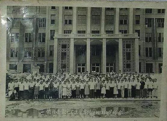 《奔腾年代》来衡阳市蒸湘区取景!地点就在南华大学老二教!