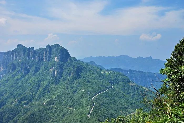 湖北长阳天柱山