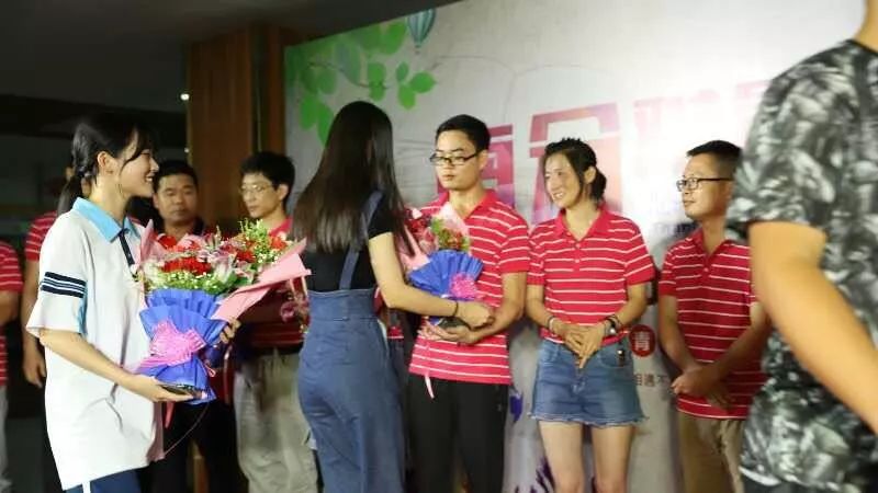 李小洪 来自搜狐网