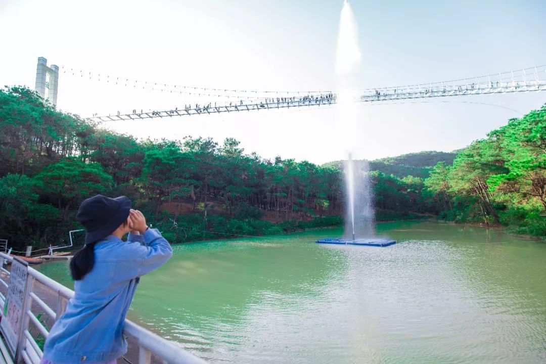 仅399元2大1小~西式下午茶,自助早餐,湖畔泳池,住星级高明碧桂园酒店