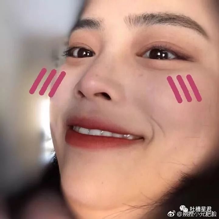 双下巴女生可以有多可爱?爱了