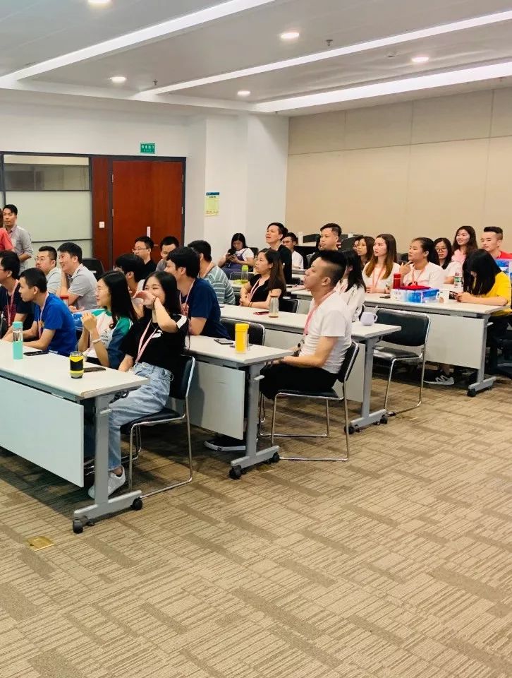 夏季来临的开场会议2019年6月班长会议回顾