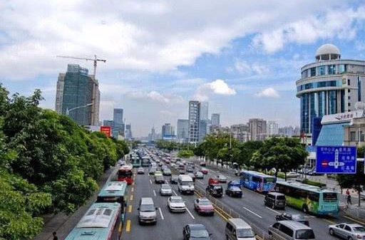 北上广外来人口_超大城市人口疏解 谁走了谁还在