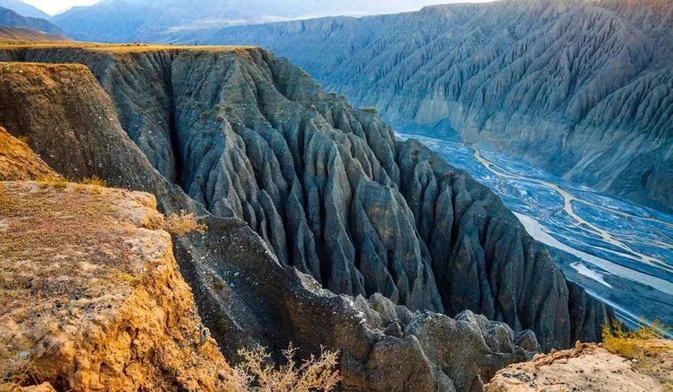 练胆子的时刻到了,独山子大峡谷景区22日开门玩"心跳"