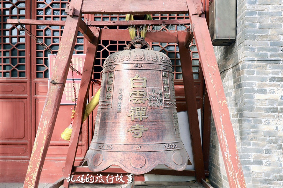 与少林寺齐名的河南古寺 顺治在此出家 400年“铁锅槐”实属罕见！