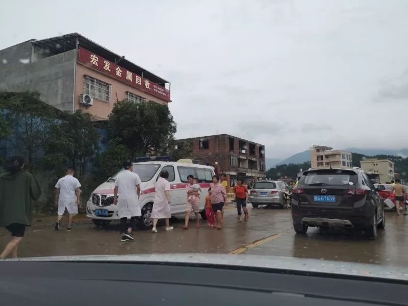 河源现有人口_河源职业技术学院(2)