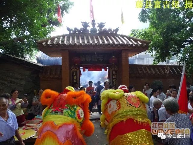 现场直击藤县龙母诞藤县龙母庙举行纪念活动