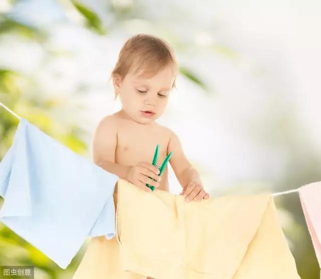                     夏天宝宝穿衣，遵循8大原则，保证不生病还凉快