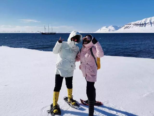 原創
            這對上海的蜜斯妹，帶著國貨之光就往北極探險了！ 旅遊 第2張