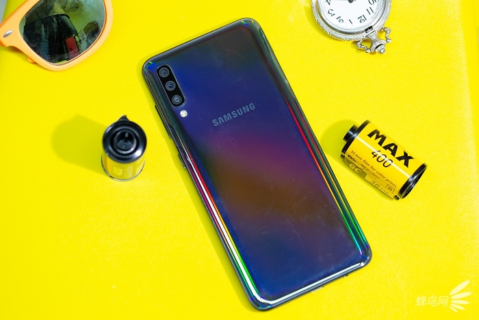 超广角三摄高颜值 三星galaxy a70评测